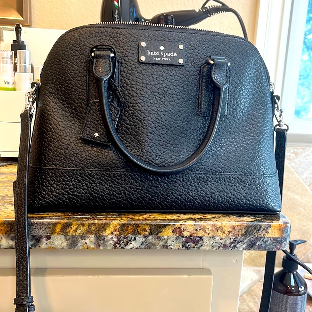 New without tags Kate Spade bucket bag